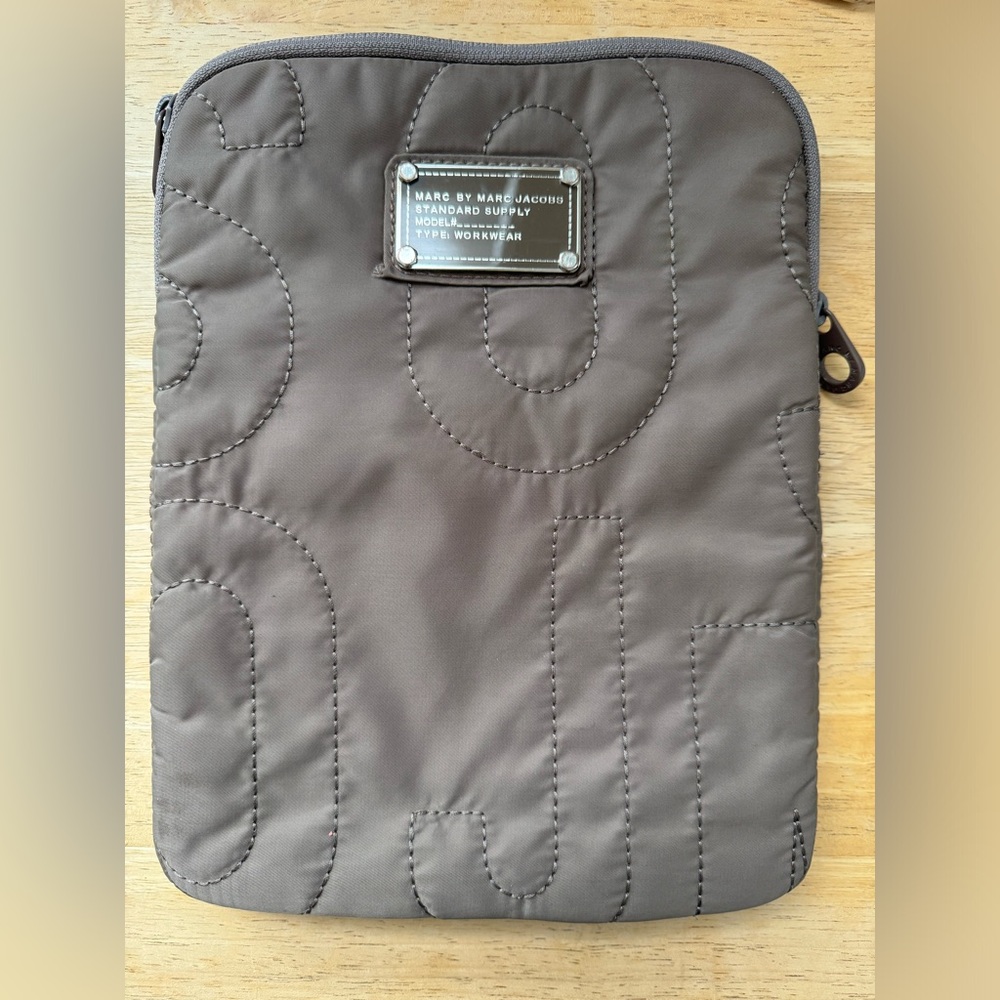 Marc Jacob’s IPad Case/Holder/Carrier